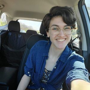 Meet your Posher, Abby